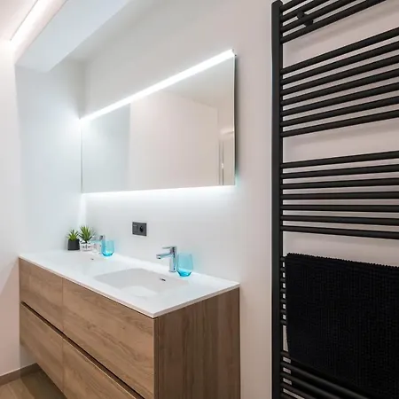 Apartment 2 Bedrooms With Magnificent Seaview And Free Parking Ostend